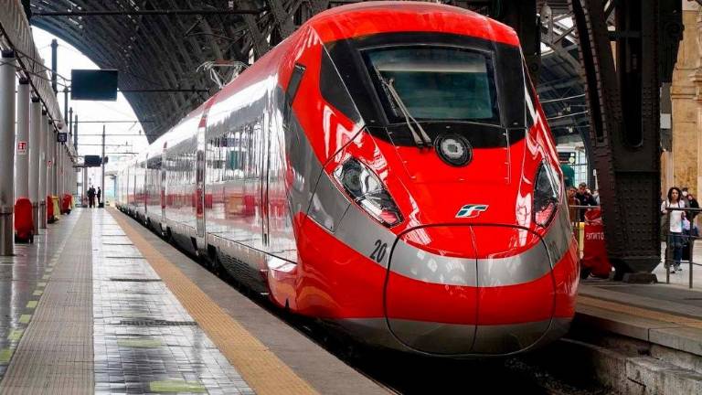 Estate, più treni dalla Svizzera per la riviera romagnola