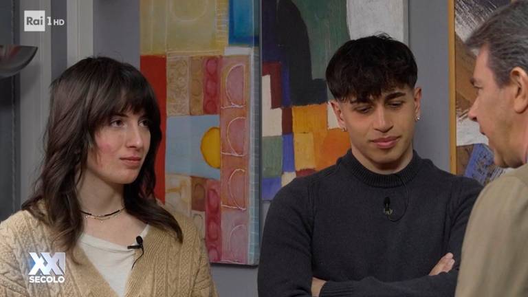 Crans Montana, Eleonora tra rabbia e speranza: «Le ustioni? Molte spese a carico nostro»