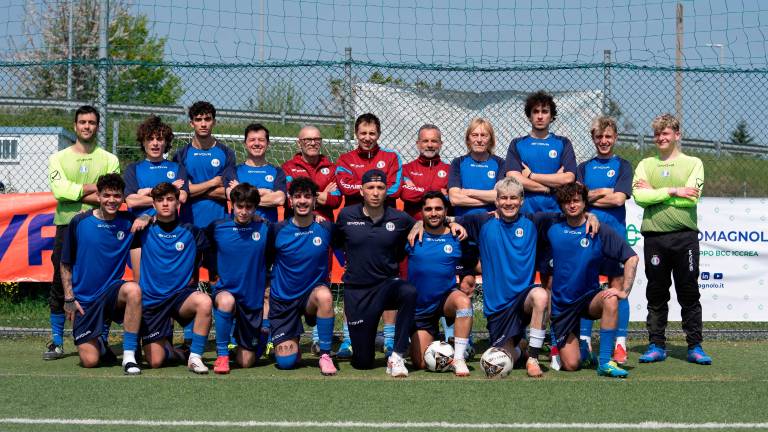 Gli organizzatori insieme a Sal Da Vinci