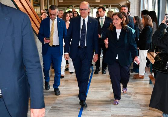 Il ministro dell’Istruzione Giuseppe Valditara durante una visita dei mesi scorsi a Forlì (Blaco)