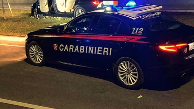 Bagnacavallo. Tenta di sfondare la porta dell’ex moglie: arrestato 50enne