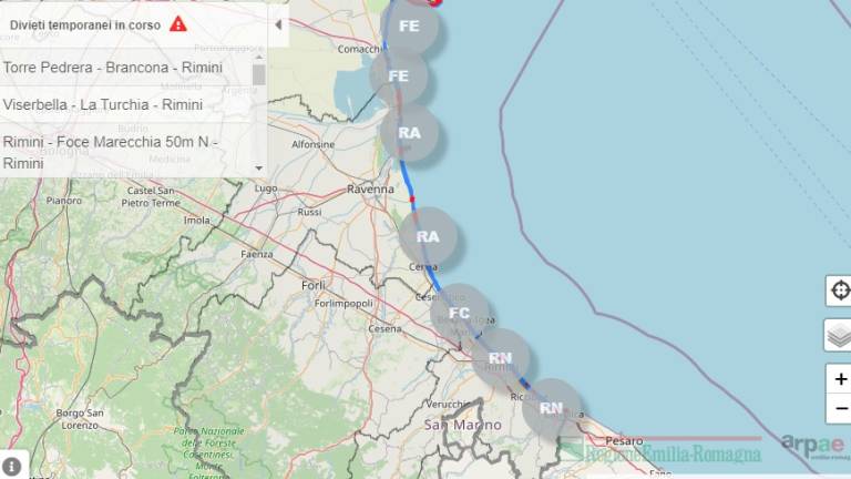Rimini, il maltempo fa aprire gli scarichi a mare: ecco dove scattano i divieti di balneazione