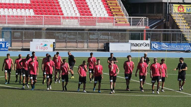 Calcio D, il Covid colpisce il Rimini: sospesi gli allenamenti