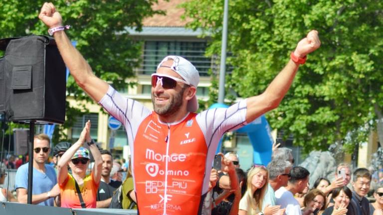Triathlon, il forlivese Mattia Ceccarelli terzo all'Ironman di Aix en Provence