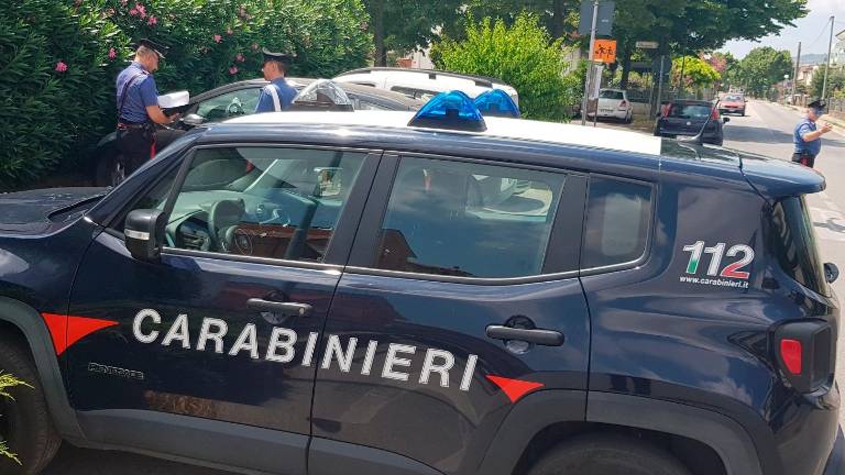 Novafeltria, spray urticante per saltare il compito, denunciati 5 ragazzini