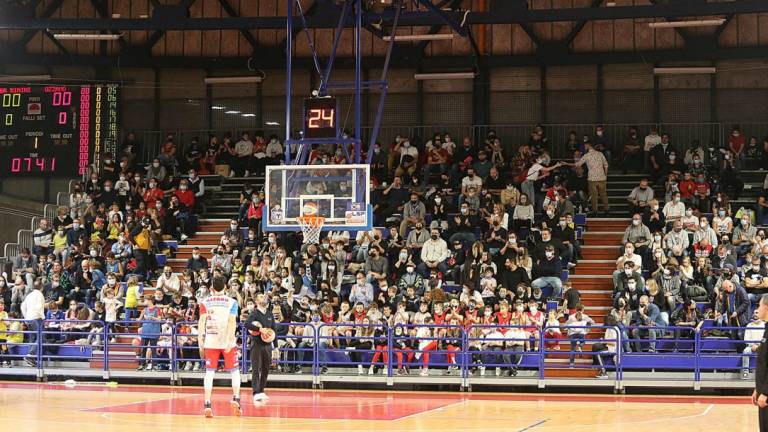 Basket B, il recupero RivieraBanca-Jesi giovedì 23 dicembre alle 20.30