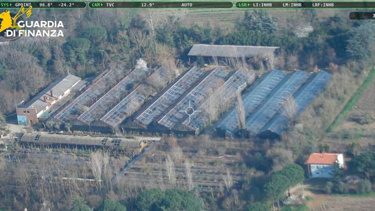 Faenza, chiede 500mila euro di fondi Pnrr per il fotovoltaico, ma l’area ha 70 tonnellate di rifiuti pericolosi e il contributo viene revocato - Gallery