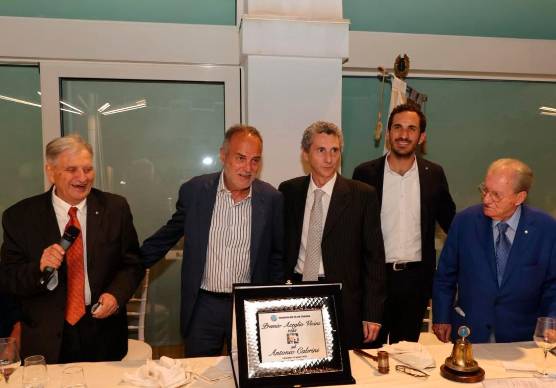 Da sinistra Giorgio Martino, Antonio Cabrini, Gianluca Vicini, il sindaco Enzo Lattuca e il presidente del Panathlon Club Cesena Dionigio Dionigi (Zanotti)