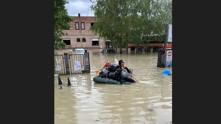 Cesena, allagata la sede della Croce Rossa: Per favore aiutateci con una donazione