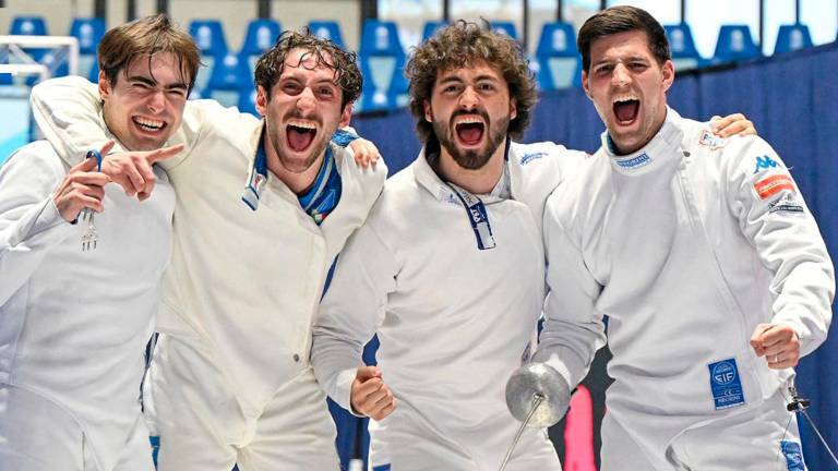 Matteo Galassi, Fabrizio Cuomo, Nicolò Del Contrasto e Simone Mencarelli festeggiano la vittoria in finale su Israele