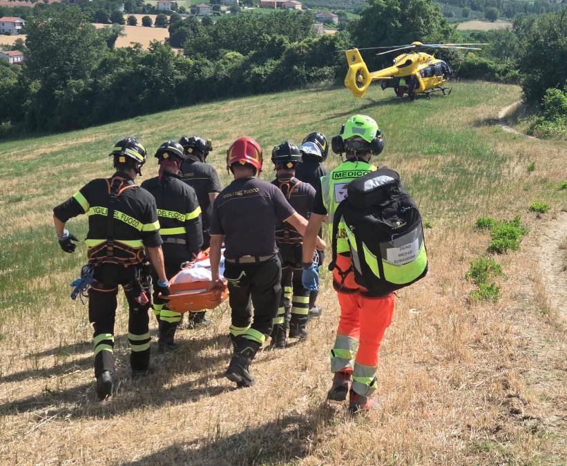 Santarcangelo, rovinosa caduta in bici sul sentiero: ragazzino di 13 anni in ospedale con l’elimedica - Gallery