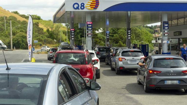 Caro benzina: a San Marino si risparmia fino a 40 centesimi al litro