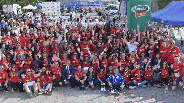 Cesena, festa e sport con la Corsa dei polli