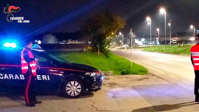 Cesenatico, rientra con documenti falsi dopo l’espulsione: 41enne scoperto e arrestato