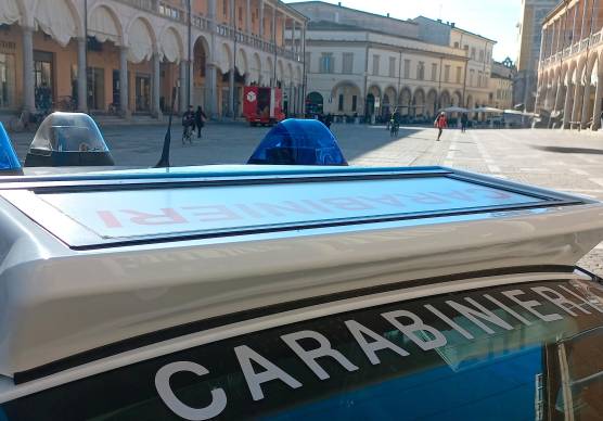 Faenza, fermato senza patente dà un nome falso ai carabinieri: arrestato