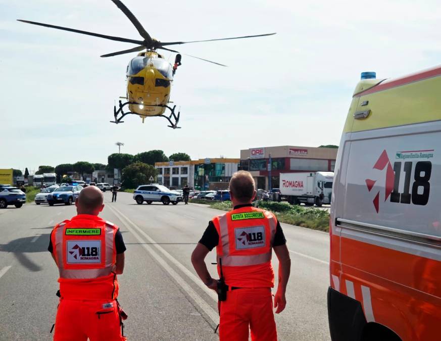 Rimini, incidente sulla via Emilia: grave scooterista - Gallery