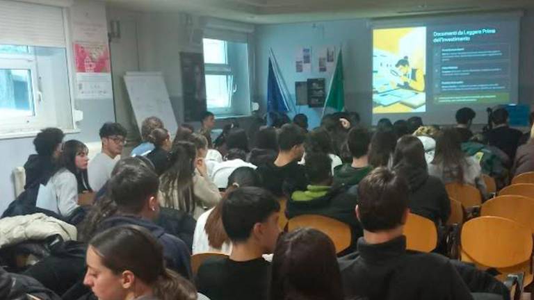 Ravenna, lezione di educazione finanziaria all’istituto tecnico Ginanni