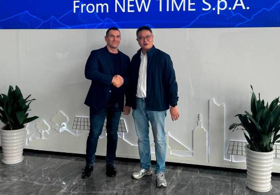 Paolo Cimatti nella sede di Huasun