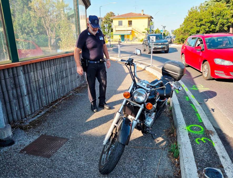 Rimini, incidente a Sant’Ermete: grave motociclista - Gallery