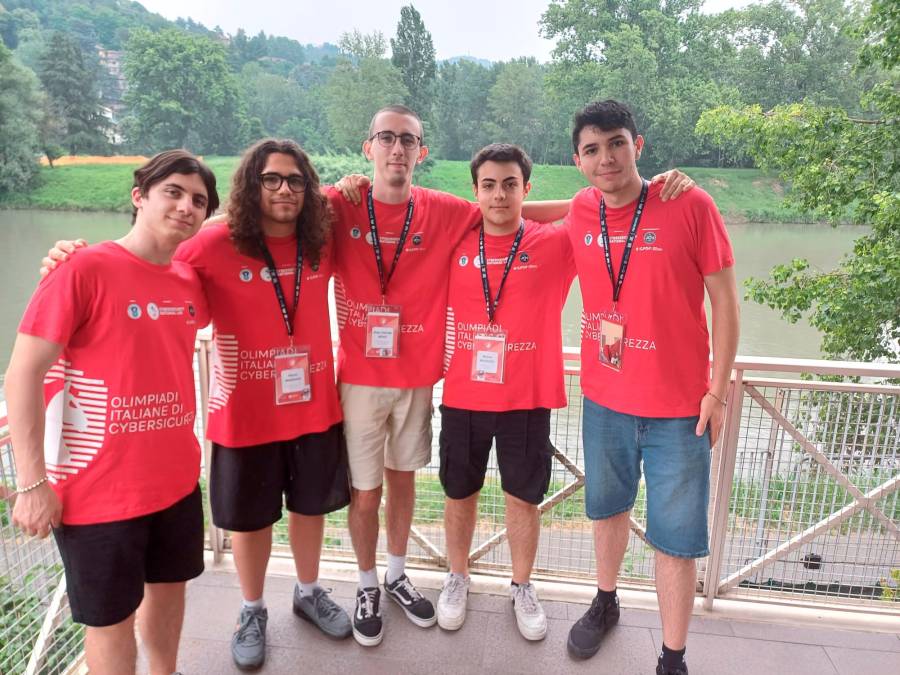 La squadra partecipante alle Olicyber