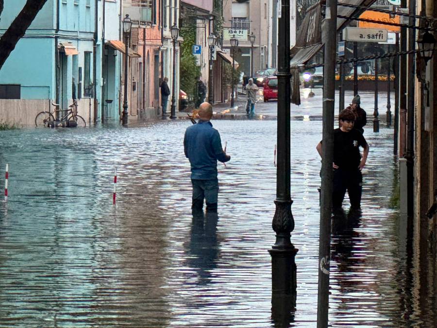 Cesenatico, il maltempo ha danneggiato 300 punti luce: ecco le vie colpite