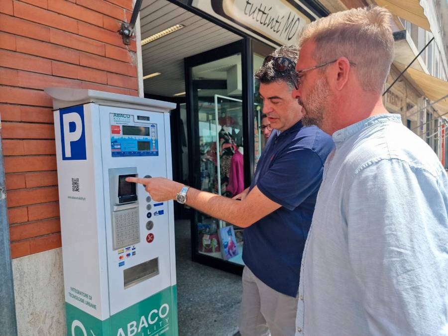 Parcheggi a Faenza, già operativi i primi nuovi parcometri