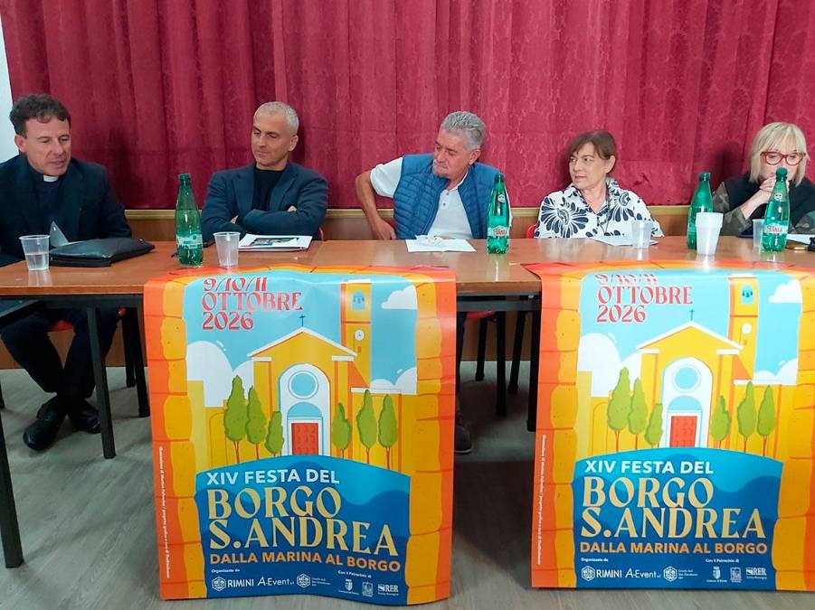 La conferenza stampa di questa mattina. Da sinistra: don Mirko Vandi parroco di San Gaudenzo, Jamil Sadegholvaad sindaco di Rimini, Marco Tamagnini presidente Acli provinciali di Rimini, Sabrina Zanetti direttrice artistica della Festa del Borgo Sant’Andrea, Elena Zanni presidente comunale Cna Rimini