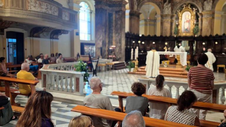 Madonna del Monte: tantissimi i fedeli in ascesa dalle Scalette per l’Assunta a Cesena