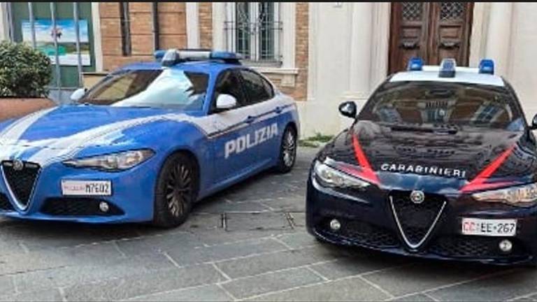 Faenza, minorenni picchiano coetanei e aggrediscono anche le forze dell’ordine: arrestati