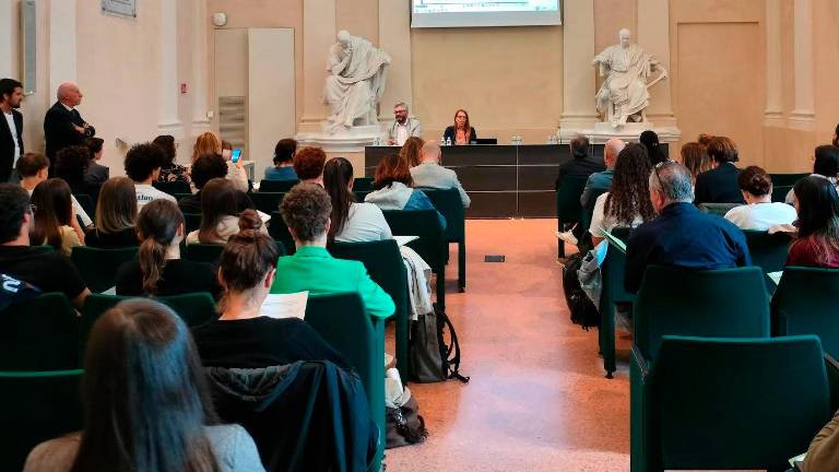 L’incontro in biblioteca