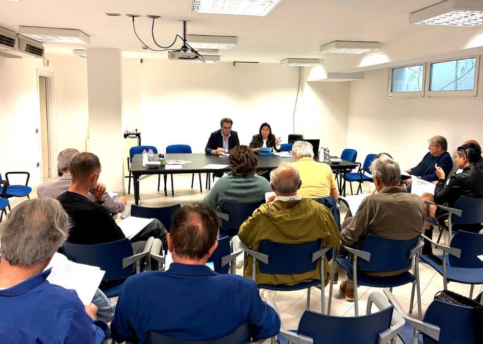 Cesenatico, gli albergatori: “Da migliorare la cura delle strade e il verde pubblico”