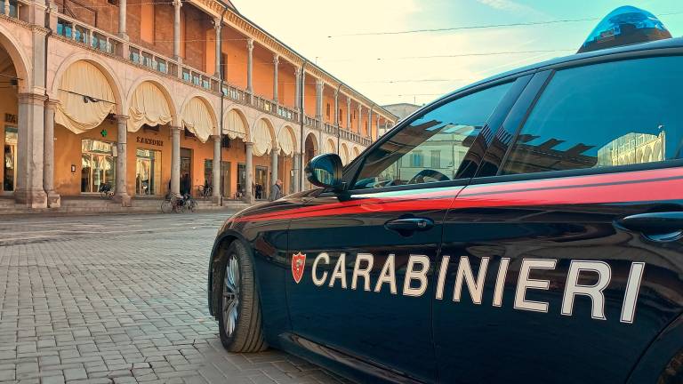 Faenza. Indossa il passamontagna e rapina un coetaneo, arrestato un minorenne