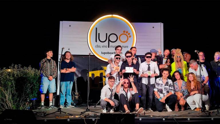 La Quattro trionfano a “Lixio”: il nuovo talent romagnolo che rivoluziona il liscio
