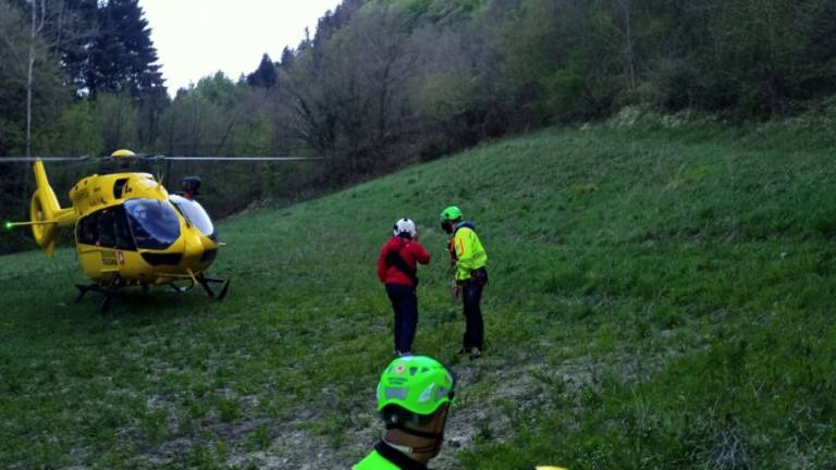 Precipita dal ponte con la moto: 27enne forlivese soccorso in Toscana