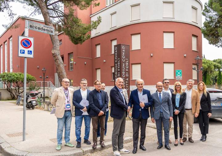Forlì, Malika Ayane inaugura i concerti del nuovo auditorium Conad VIDEO
