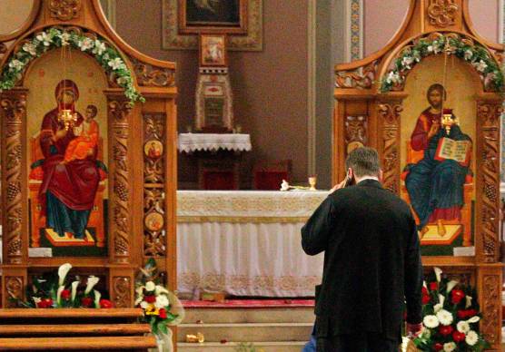 L’interno di una chiesa ortodossa (foto archivio): per sedare gli animi è intervenuta la Polizia