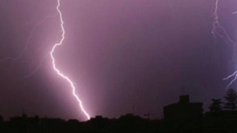 Ravenna, possibili temporali da stanotte fino a domani, è allerta gialla